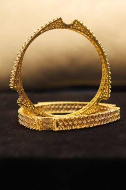 The Majestic Crest Bangles