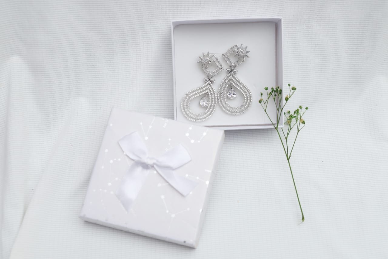 Pure Elegance Pear Drops