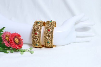 Rajsi Antique Kada