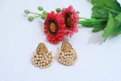 Lakshmi Pearl Chandbali