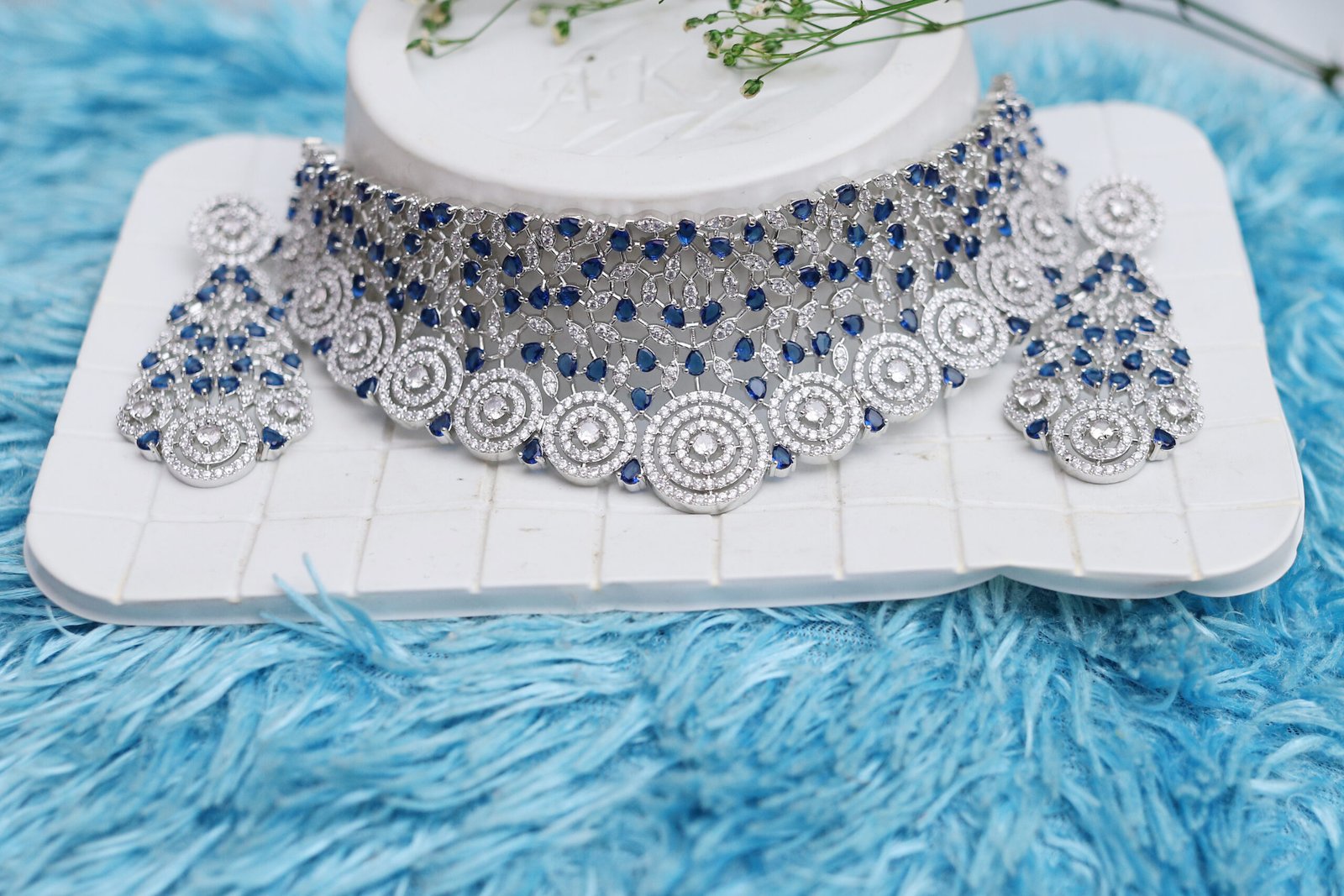 Royal Sapphire Shine Choker Set - Image 2