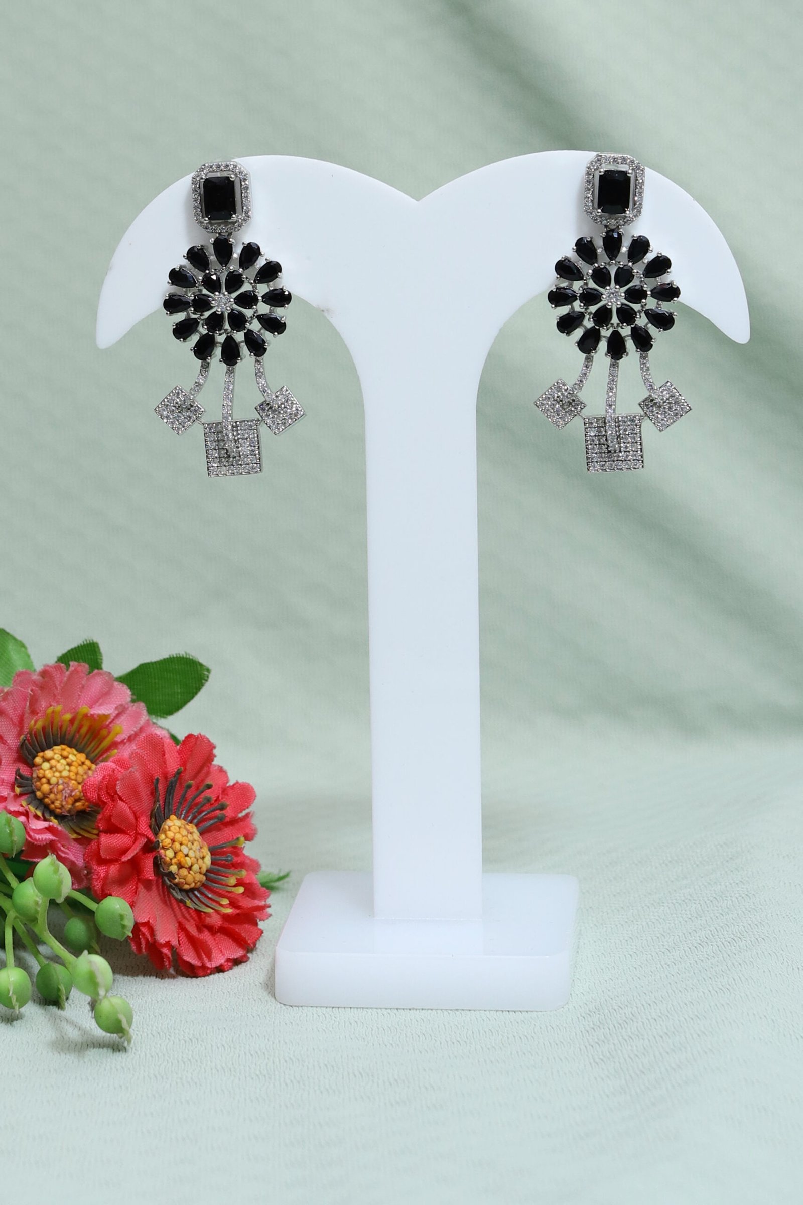 Black Dahlia Statement Set - Image 3