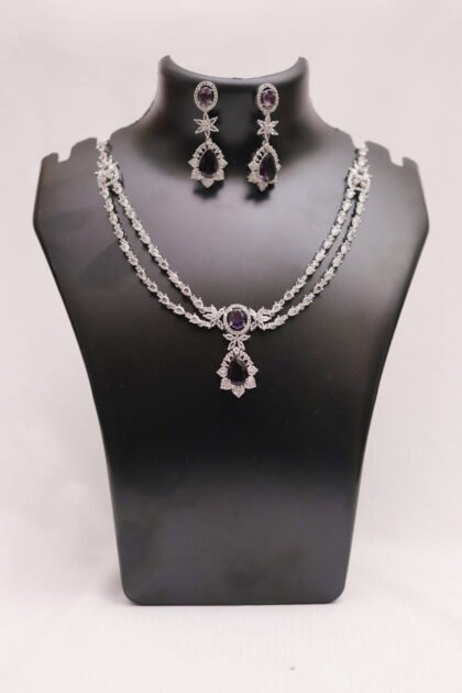 Wine Royale Crystal Pendant Necklace