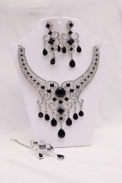 Black Majesty Crystal Necklace
