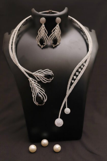 Midnight Majesty Crystal Set