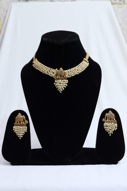 Rajyalakshmi Temple Choker